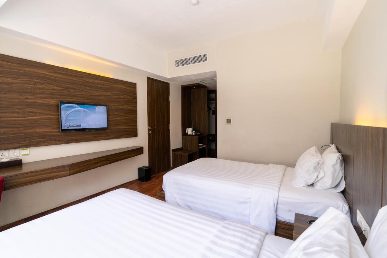 The Bene Hotel Кута Экстерьер фото