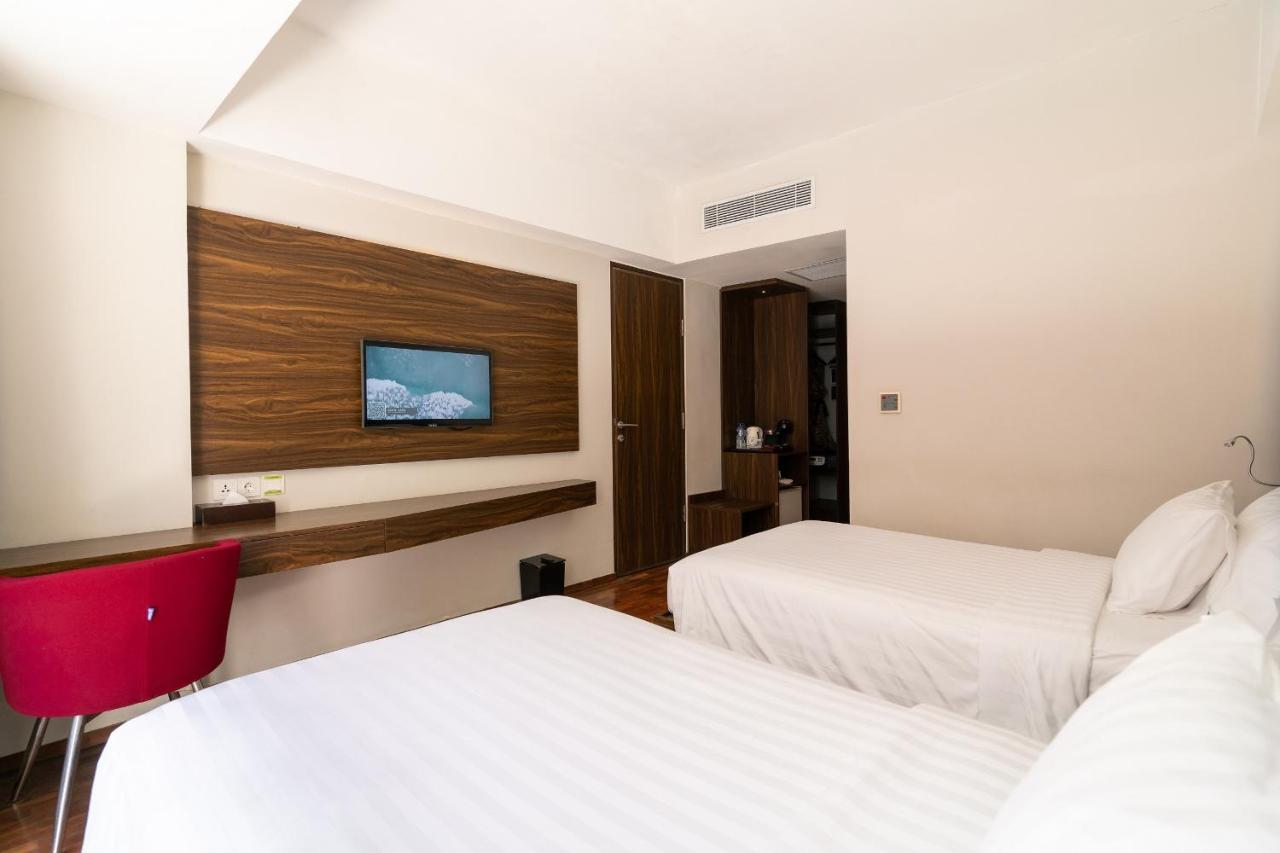 The Bene Hotel Кута Экстерьер фото