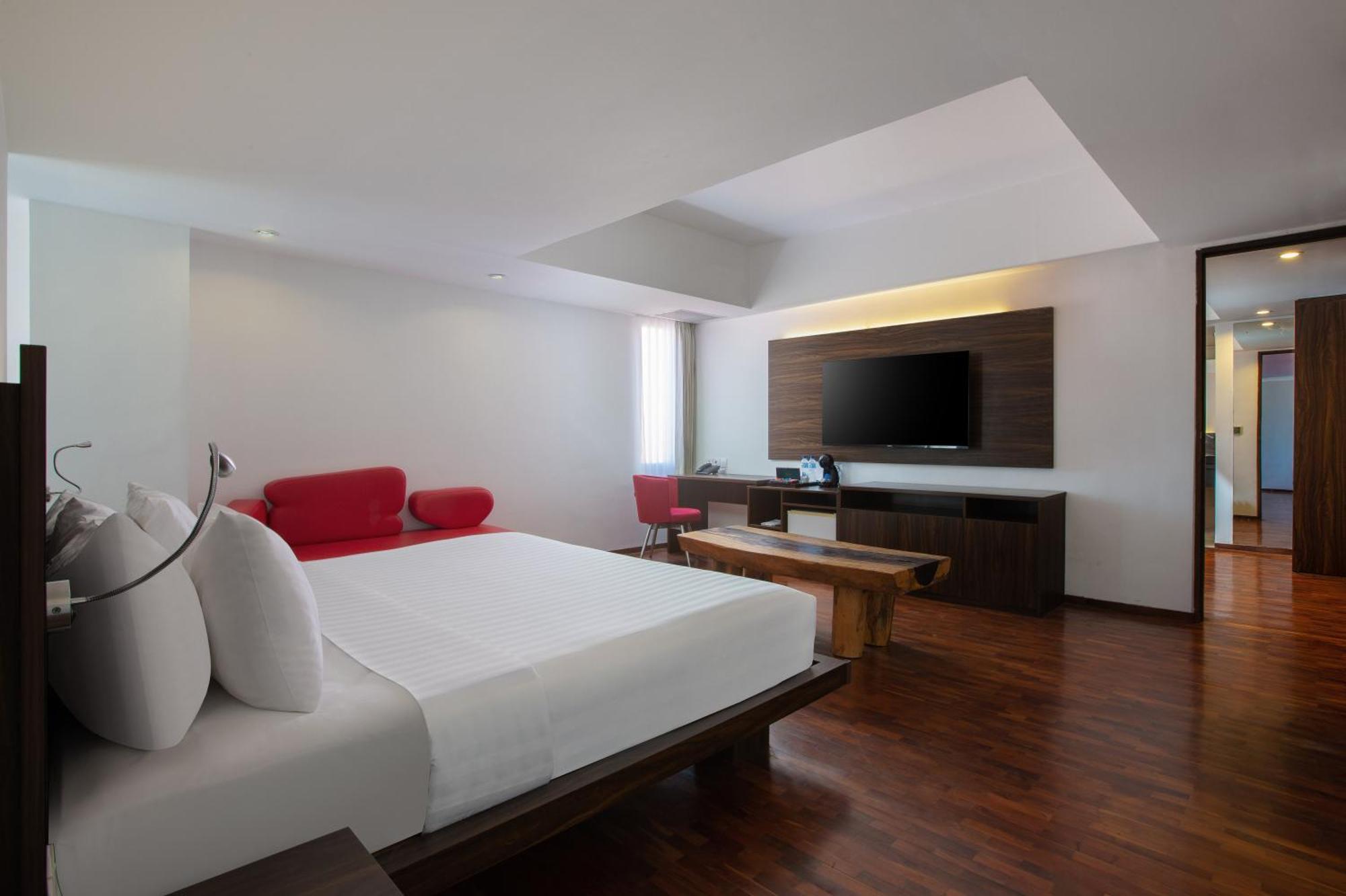 The Bene Hotel Кута Экстерьер фото